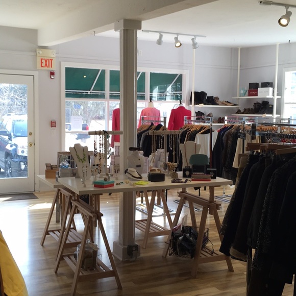 Meet your Posher, Changing - Picture 1 of 1